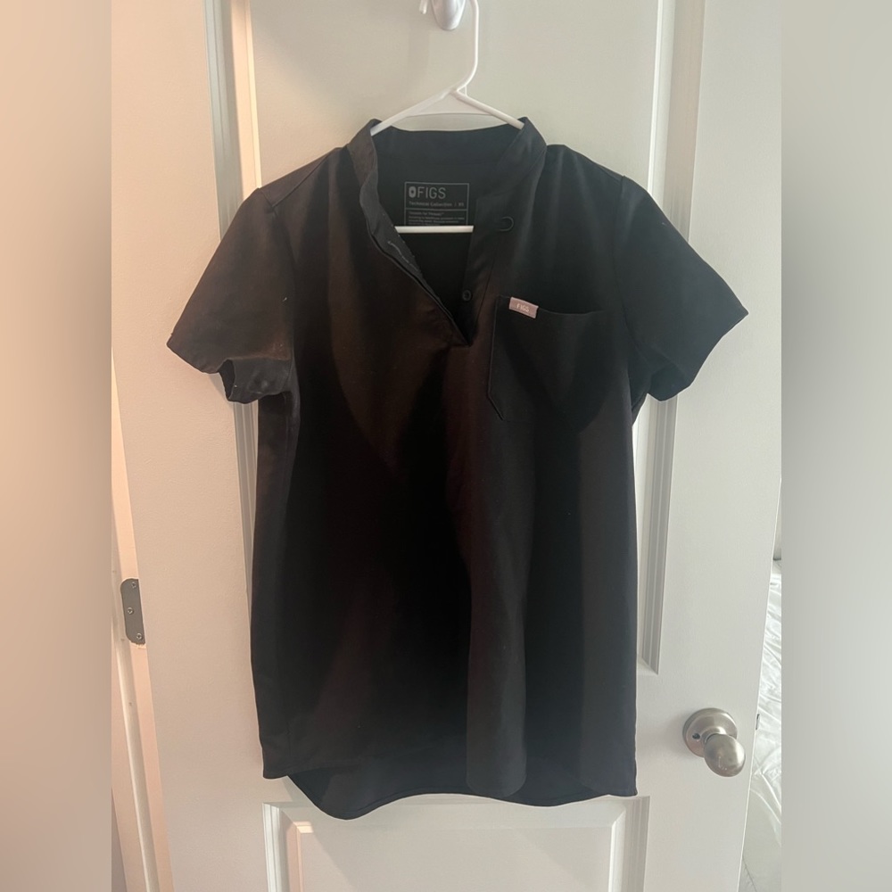 FIGS MATERNITY SCRUB TOP